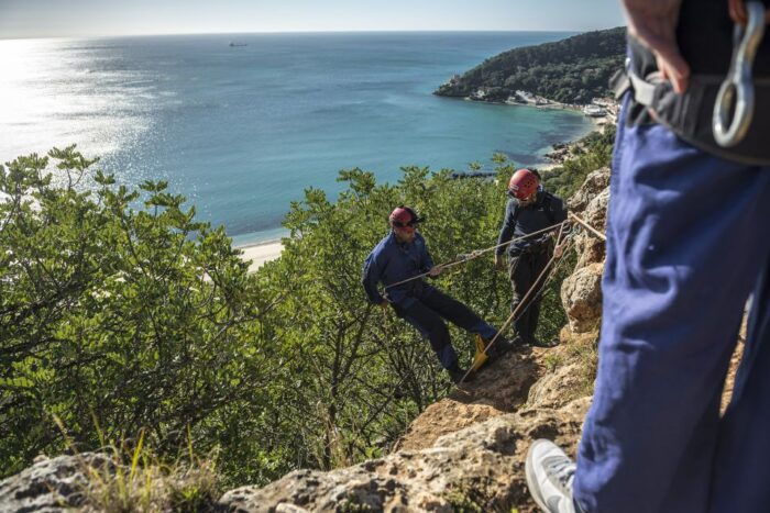 Lisbon: Adventure Circuit, Arrábida Park, Setubal, Sesimbra - FAQs