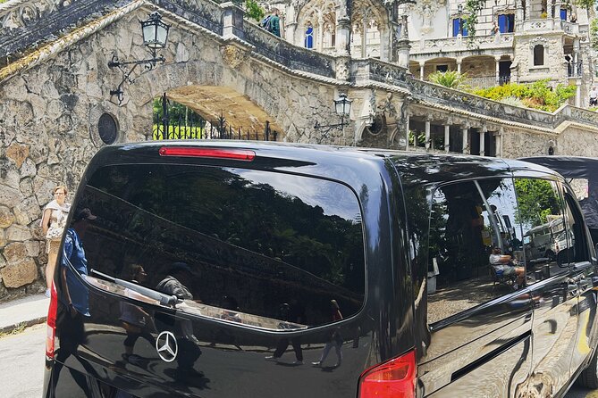 Lisbon Airport Private Transfer - Service Details