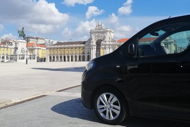 Lisbon Airport Private Transfer Round-Trip - Meeting and Pickup Details
