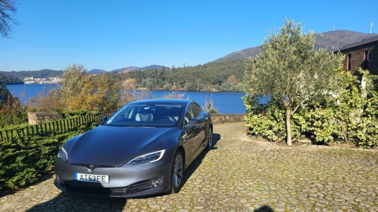 Lisbon: Airport Transfer in an Executive Vehicle - Pricing and Cancellation Policy