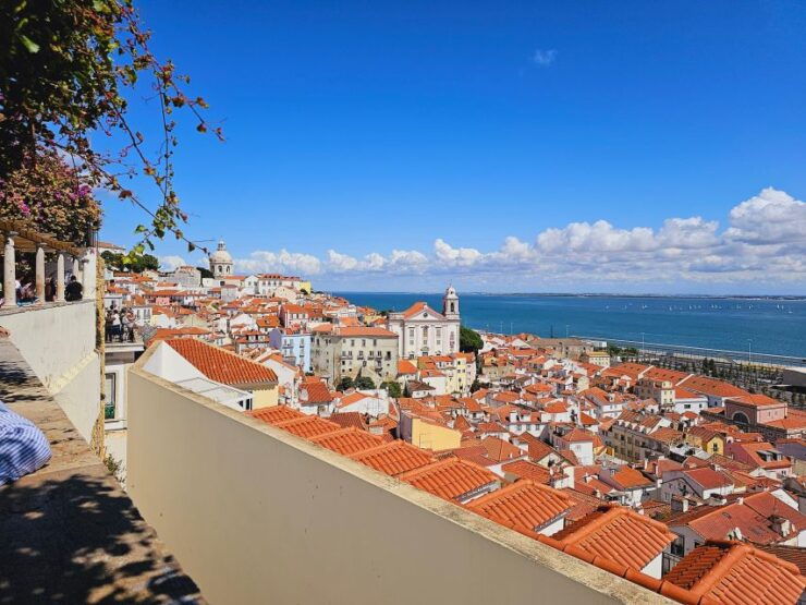 Lisbon: Alfama and History Tuktuk Tour ( Old Town) - Tour Details