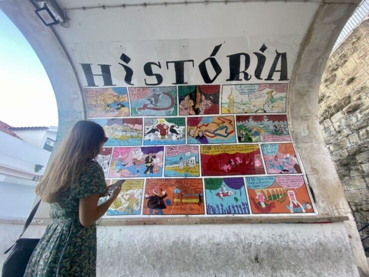 Lisbon: Alfama District Smartphone Audio Walking Tour - Tour Experience