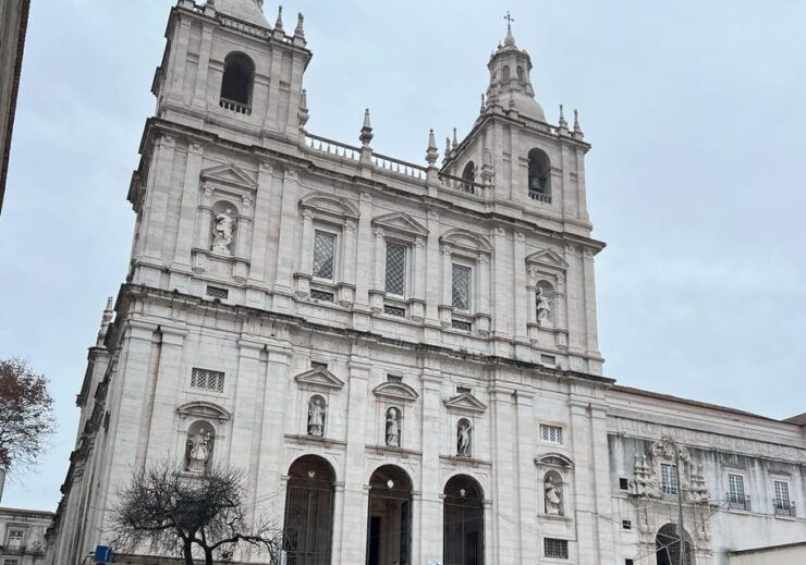 Lisbon (Alfama) Scavenger Hunt and Sights Self-Guided Tour - Experience Highlights