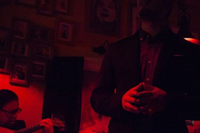 Lisbon: Alfama Tour and Live Fado With Traditional Dinner - Selecting Participants and Date