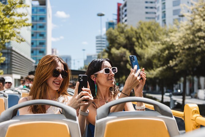 Lisbon All-In-One Hop-On Hop-Off Bus and Tram Tour With River Cruise - Traveler Tips