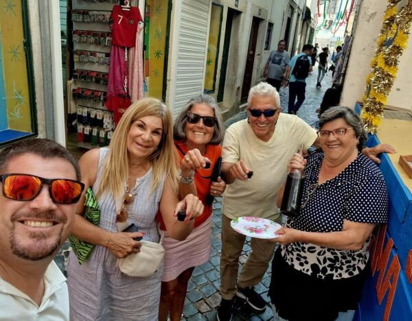 Lisbon: Amazing Tuktuk Tours With a Local Portuguese Guide - Customize Your Itinerary