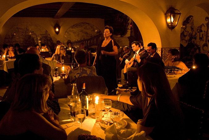 Lisbon: Authentic Fado Show, Dinner and Night Tour - Activity Details