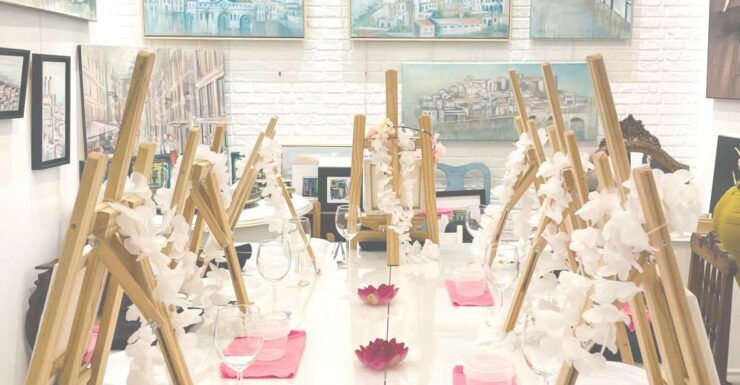 Lisbon: Bachelorette Paint and Sip in an Art Gallery - Activity Pricing and Duration