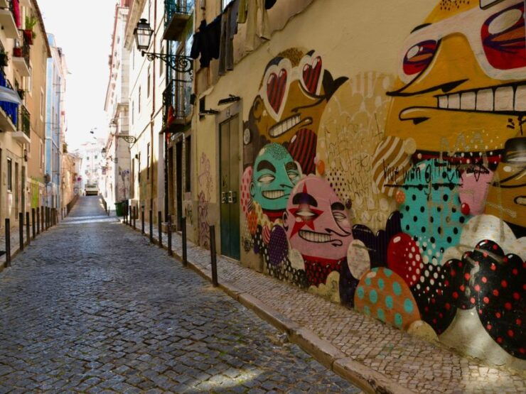 Lisbon: Bairro Alto and Príncipe Real City Discovery Game - Booking Information
