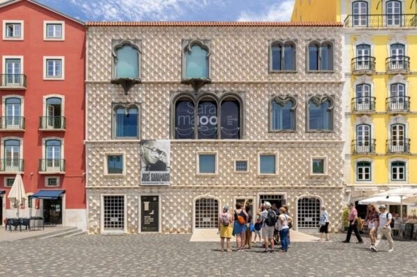 Lisbon: Bairro Alto to Alfama Walking Tour - Whats Included in the Tour