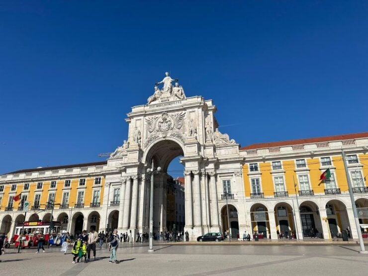 Lisbon: Baixa, Bairro Alto, Chiado Rua Augusta Arch Ticket - Overview of Lisbon Tour Highlights
