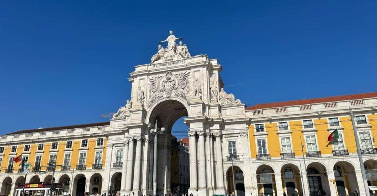 Lisbon: Baixa, Bairro Alto, Chiado Rua Augusta Arch Ticket - Historical Monuments and Attractions