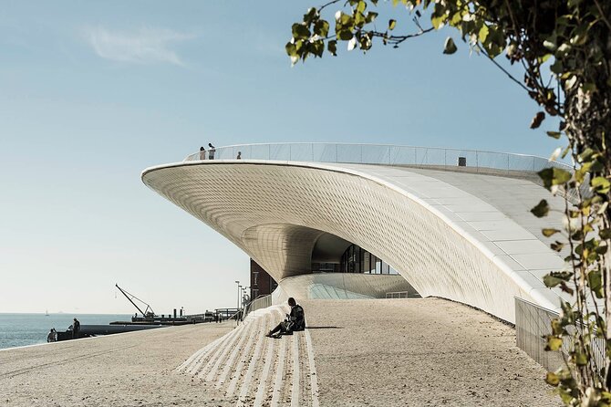 Lisbon & Belém: Private Tour Half Day Trip on a Electric Tuk Tuk - Meeting and Pickup Details