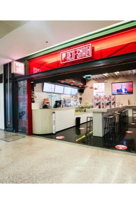 Lisbon: Benfica Stadium and Museum Tour With Meal - Meeting Point