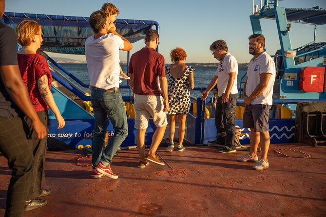 Lisbon Boat Cruise - Meeting and Pickup