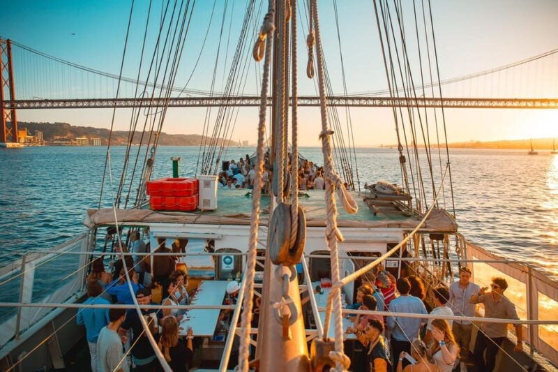 Lisbon Boat Party - Live DJ & Afterparty with VIP Club entry - Good To Know