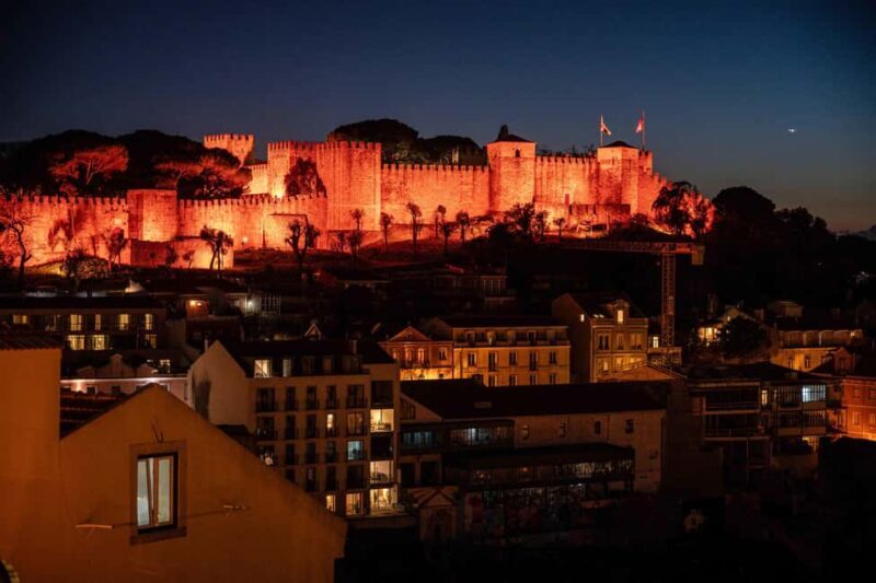 Lisbon by Night: Golden and Blue Hour Photography Walk - Who Will Love This Tour?