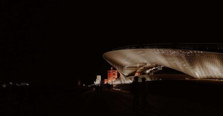 Lisbon by Night Private Tour - Highlights