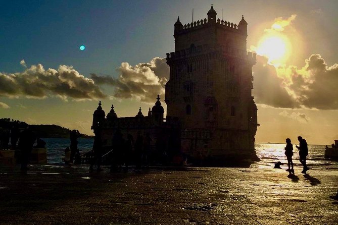 Lisbon by Night" up to 4 People, Private Tour - Reviews