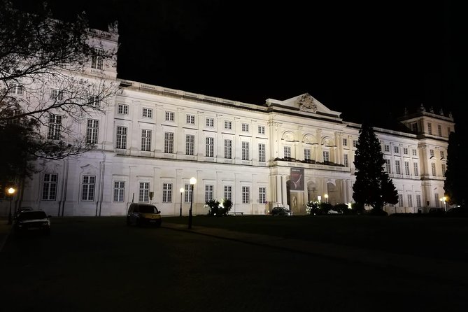 Lisbon by Night" up to 4 People, Private Tour - Additional Services