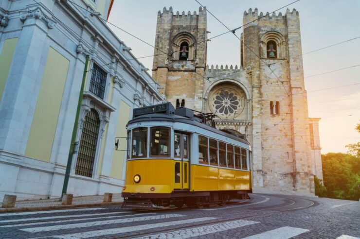 Lisbon: Capture the Most Photogenic Spots With a Local - Small Group Experience Details
