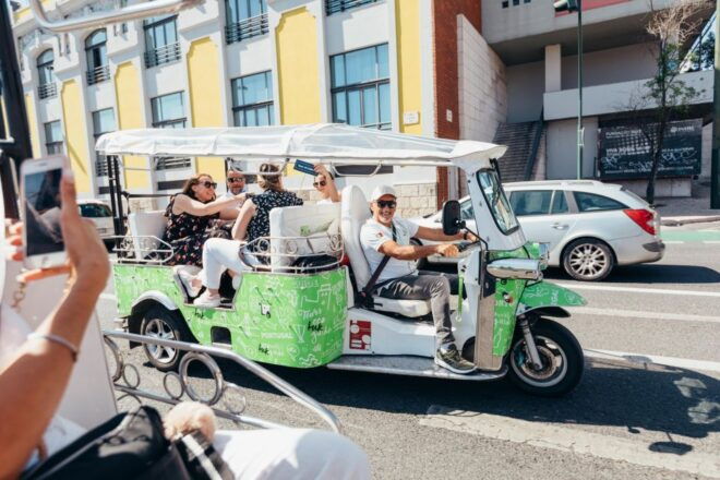 Lisbon Charms: Tuk-Tuk Tour - Lisbons Stunning Viewpoints
