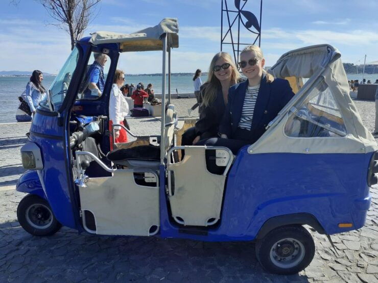 Lisbon: Chiado, Bairro Alto, and Principe Real Tuk Tuk Tour - Activity Description