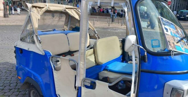 Lisbon: Chiado, Bairro Alto, and Principe Real Tuk Tuk Tour - Itinerary