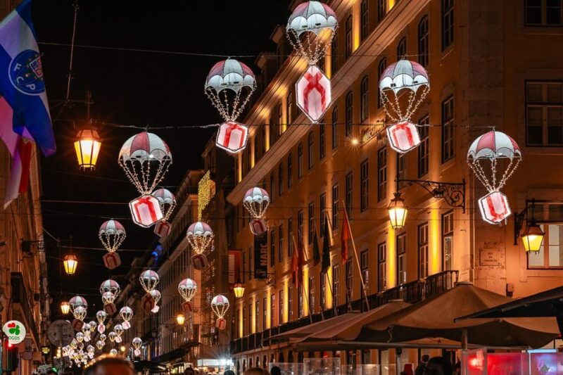 Lisbon: Christmas Flexible Walking Tour - Good To Know