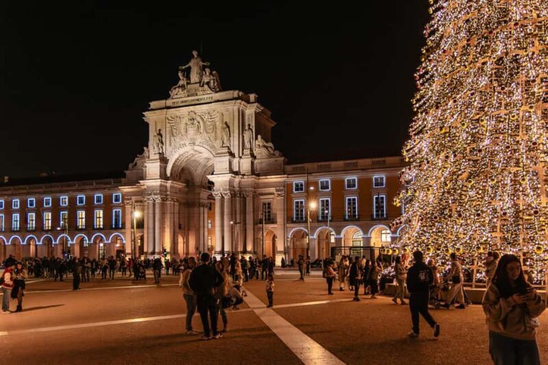 Lisbon: Christmas Lights Private & Flexible Walking Tour - An In-Depth Look at the Tour