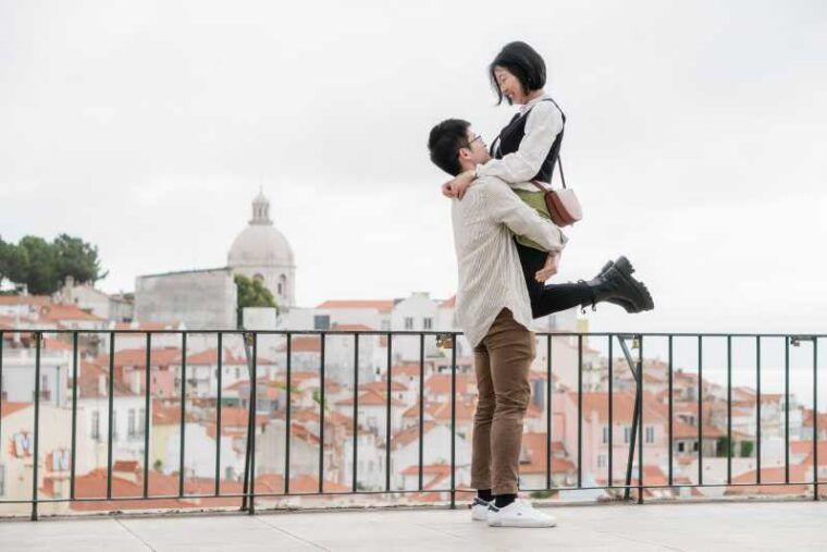 Lisbon: Cinematic Photoshoot with Local Photographer Guide - What Makes the Photoshoot Stand Out?