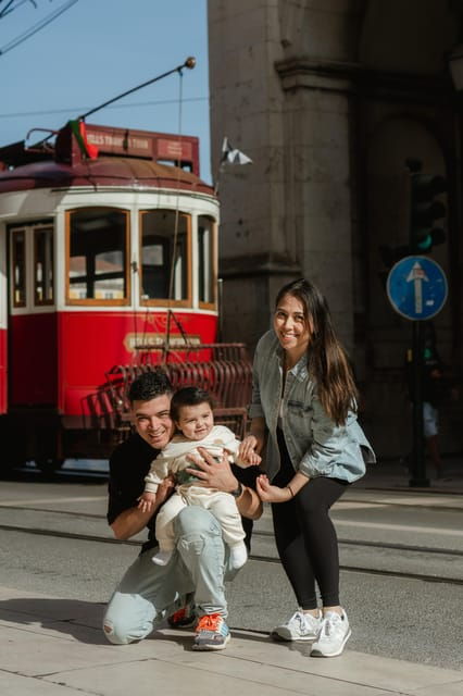 Lisbon: Cinematic Photoshoot with Local Photographer Guide - Practical Details & Considerations