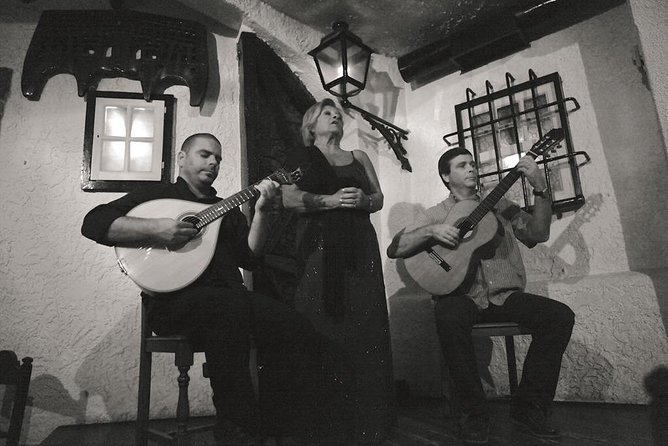 Lisbon City by Night & Fado Show With Dinner - Tour Overview and Details