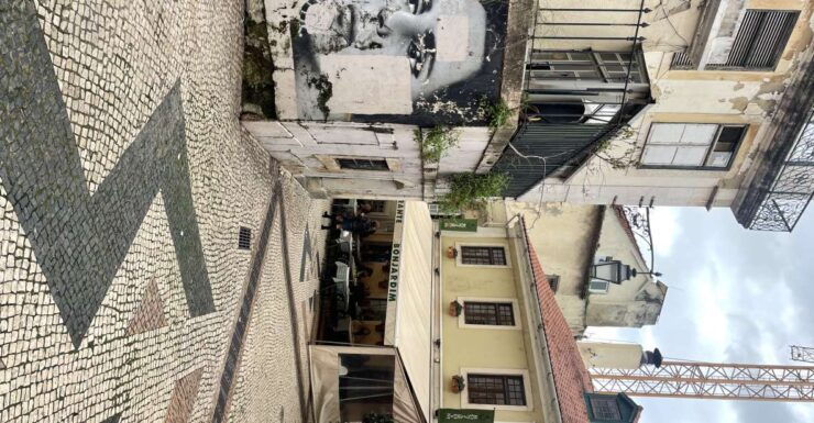 Lisbon: City Highlights Guided Tour With Hotel Transfers - Tour Overview