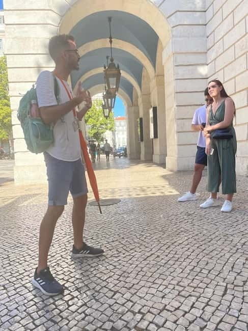 Lisbon: City highlights guided walking tour - Good To Know