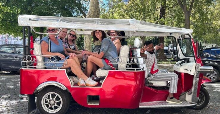 Lisbon: City Highlights Tuk-Tuk Tour With Pickup - Immerse in Lisbons Historic Areas