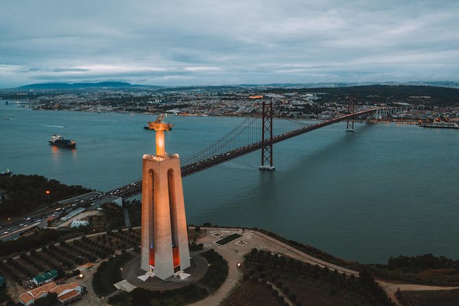 Lisbon City Introduction - Private Tour - The Sum Up