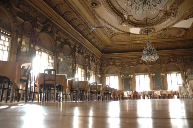 Lisbon: City of Spies Guided Walking Tour - Tour Experience