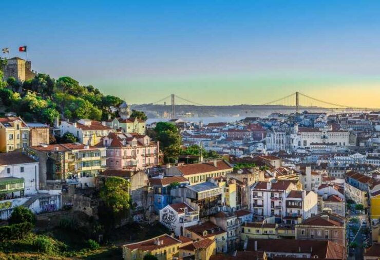 Lisbon City Tour HALF DAY 4h - VAN - Pickup and Itinerary
