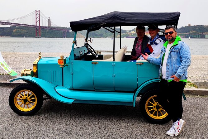 Lisbon City Tour in a Classic Panoramic TukTuk - Tour Highlights