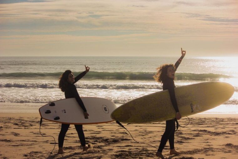Lisbon: Come try our Surf Lesson in Costa da Caparica - Pricing and Value