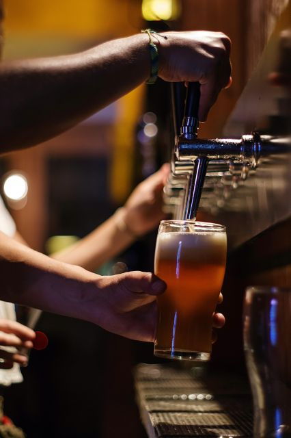 Lisbon: Craft Beer Bars Tour With Tasting - Experience
