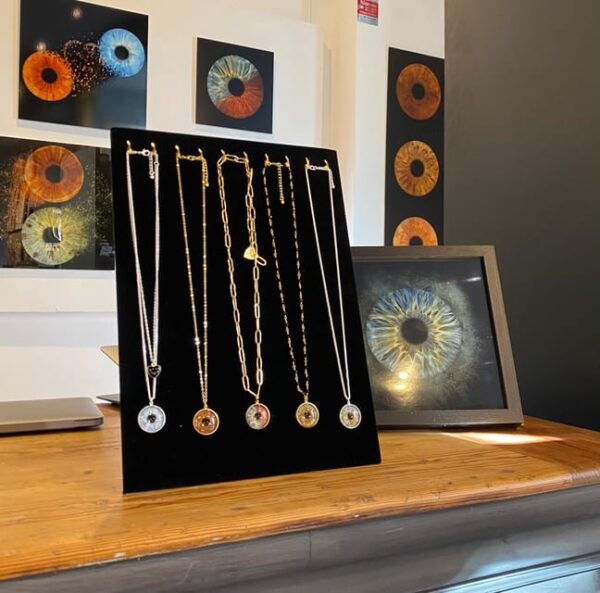 Lisbon - Creation of Necklaces From Your Iris - Frequently Asked Questions