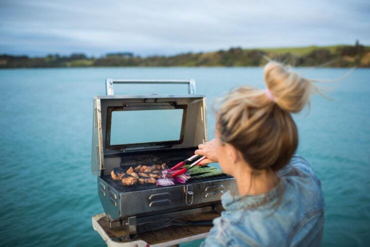 Lisbon: Cruise to the Beach With BBQ, Open Bar and Music - Experience Highlights