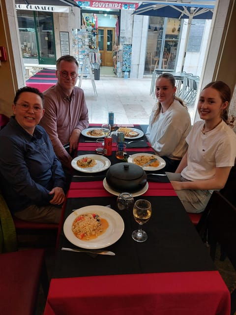 Lisbon : Cultural City Center Walk With Food and Drinks - Experience Highlights