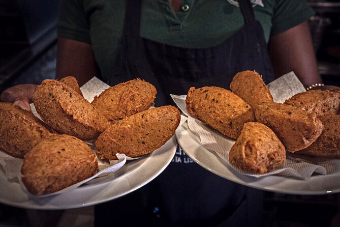 Lisbon Cultural Food and Wine Walking Tour - Inclusions and Tastings