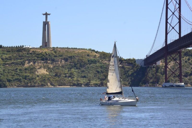 Lisbon: Day and Sunset Tour on the Tagus River - Good To Know