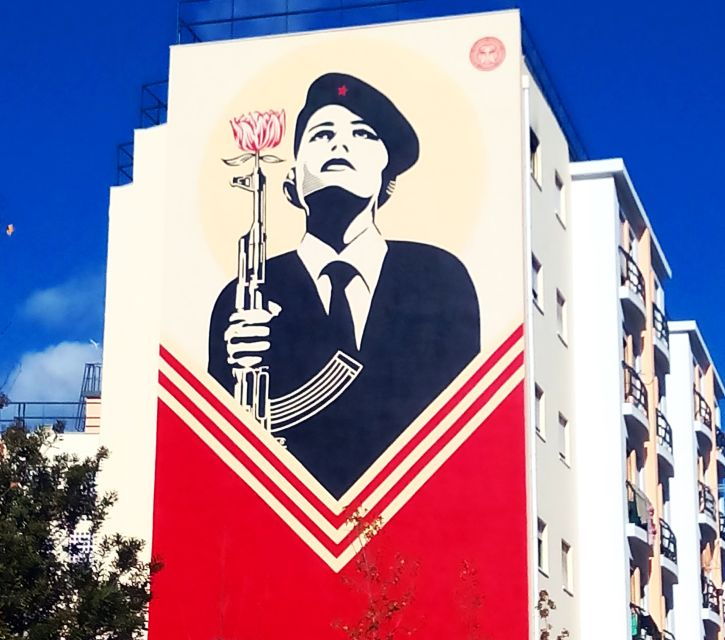 Lisbon: Discover Lisbon's Amazing Street Art With a Car - Street Art Tour Overview
