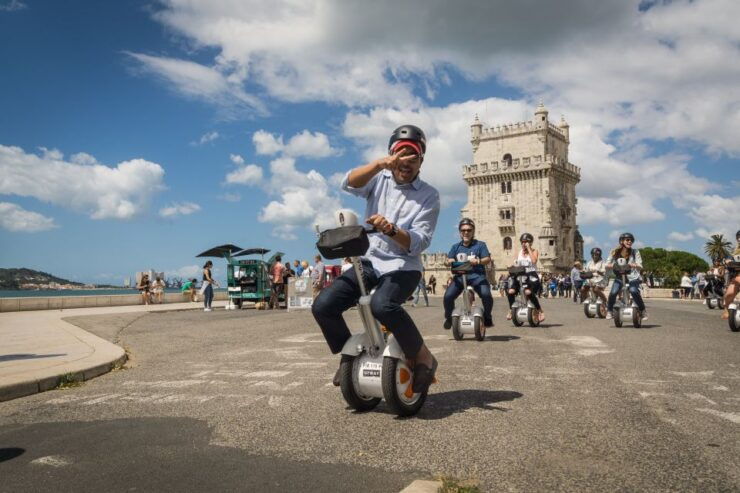 Lisbon: Discoveries Sitway Tour - Location and Experience