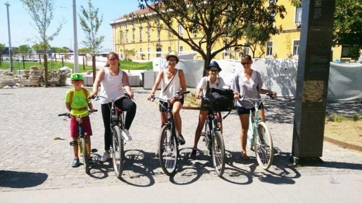 Lisbon: Downtown E-Bike Guided Tour - Tour Details